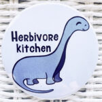 Fridge Magnet "Herbivore Kitchen" (Longneck Dinosaur)