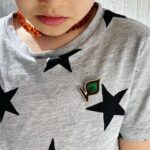 "V is for vegan" - wooden pin badge - Image 2